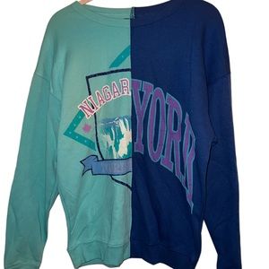 NEW Wild Fable Colorblock Split Sweatshirt Women’s Size Small